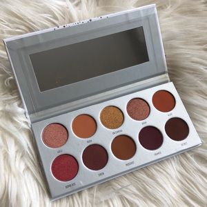 Morphe X Jaclyn Hill -Ring The Alarm ES Palette